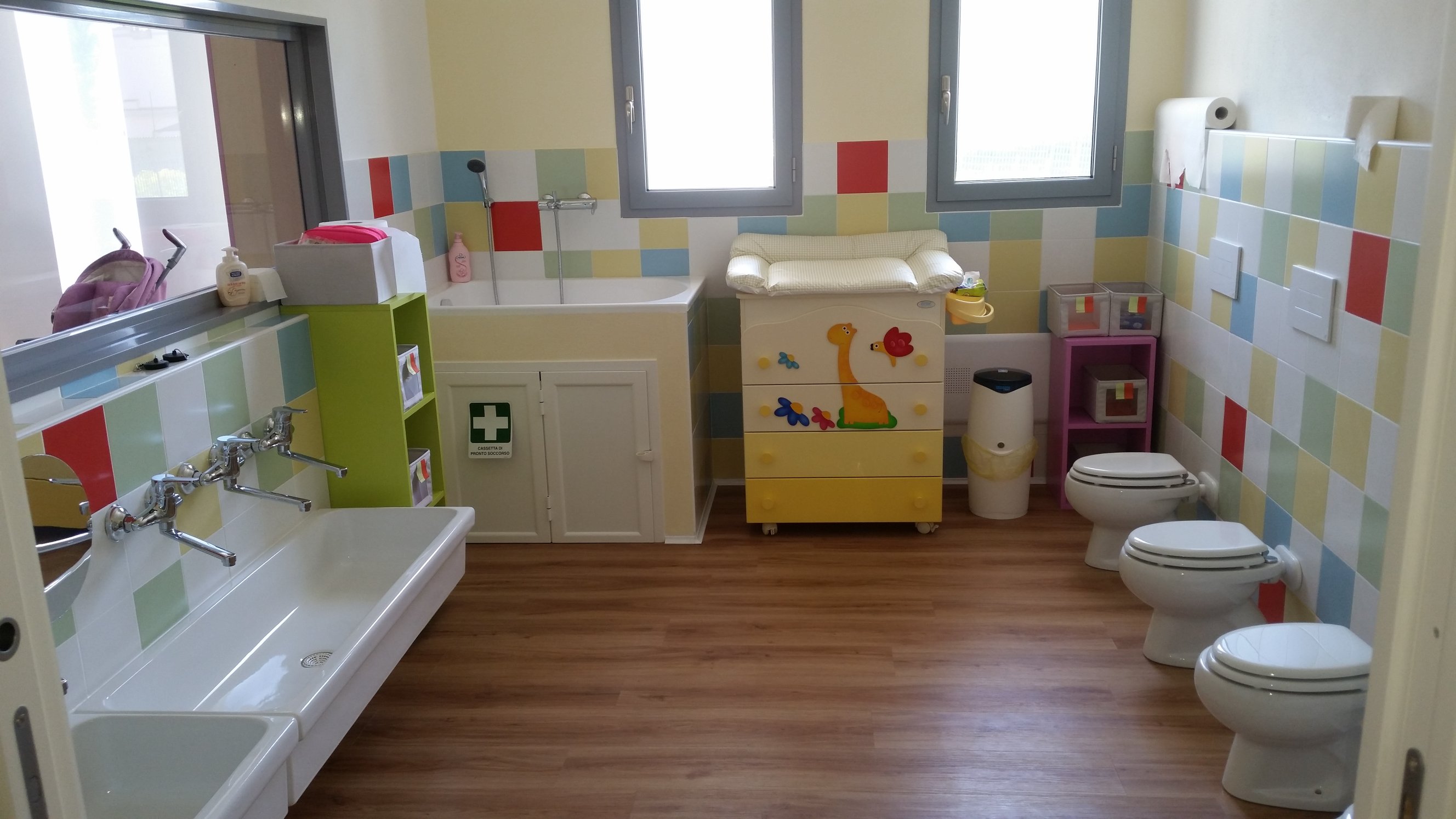 TOILETTE  - NIDO NATURALMENTEBIMBI | Asilo Nido e Sala Feste a Settimo San Pietro